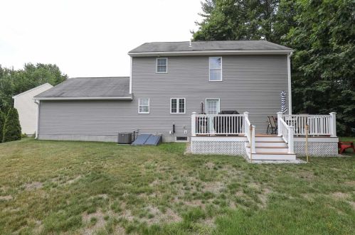 57 Plymouth Dr, Concord, NH 03301-4702