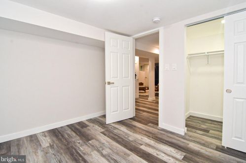 2911 17th St, Washington DC  20018-1825 exterior