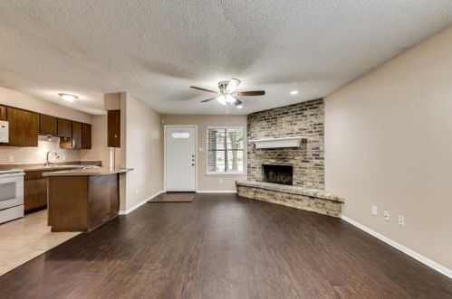 913 Rochelle Rd, Irving TX  75062-5655 exterior