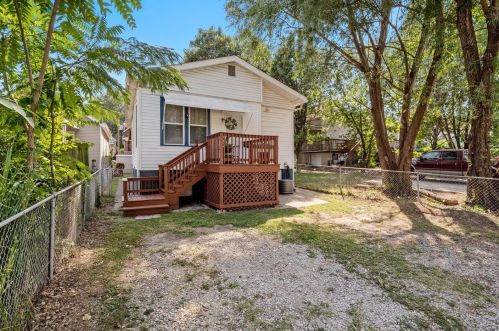 4005 Schiller Pl, Saint Louis MO 63116-3347 exterior