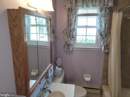 522 St, Pottstown PA 19464-4746 exterior