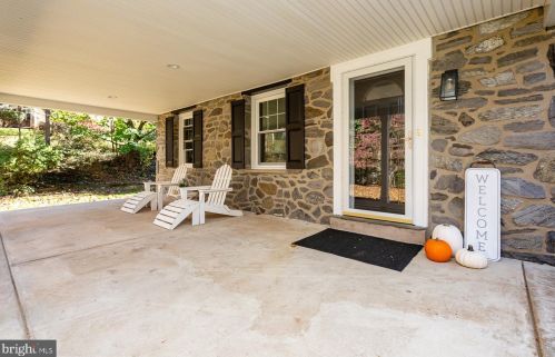 61 Chapel Hl Rd, Media PA 19063-4311 exterior