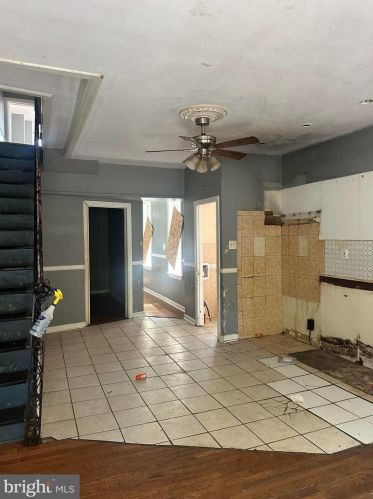 2619 4th St, Philadelphia, PA 19148-0047