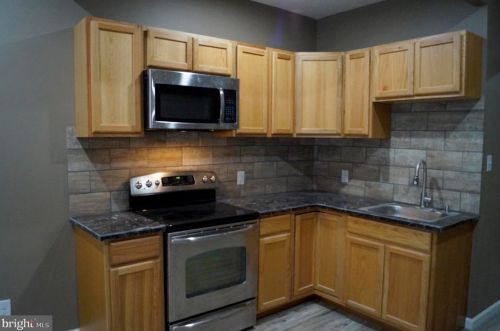 603 52 St, Philadelphia PA 19143-2601 exterior