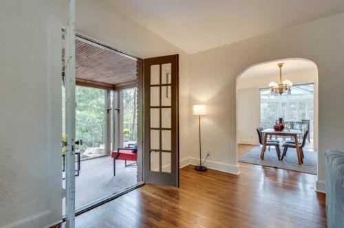 1289 Beech Vly Rd, Atlanta GA 30306-3123 exterior