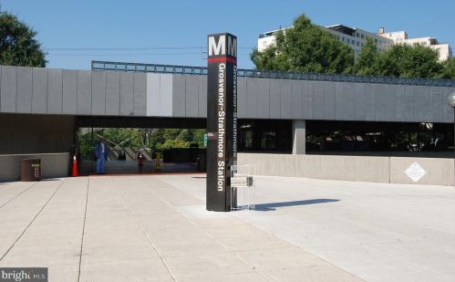 5802 Nicholson Ln, Rockville MD  20852-2965 exterior