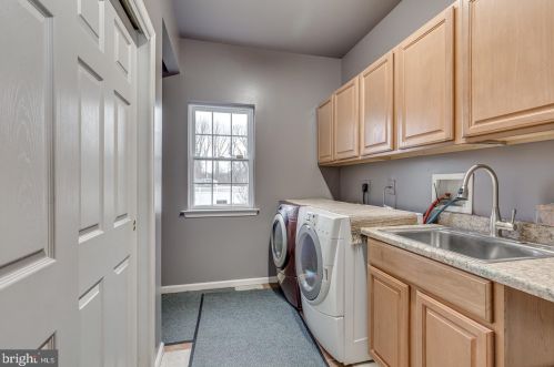 28 Tynemouth Dr, Lumberton Township NJ 08048-5801 exterior