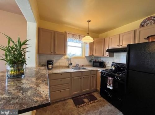 4511 Clay St, Washington DC 20019-4661 exterior