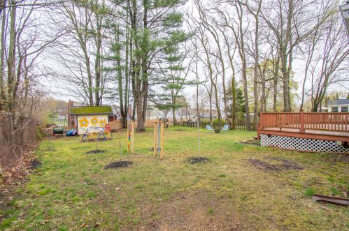 129 Massachusetts Ave, Portland ME  04102-2515 exterior