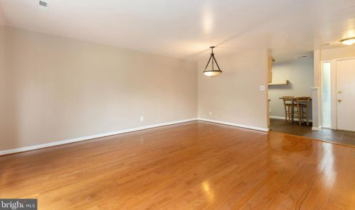 1758 Westwind Way, Mc Lean VA 22102-1612 exterior