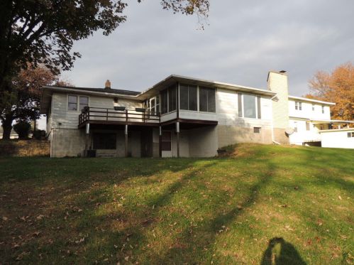 5592 124th Ave, Fennville MI 49408-9428 exterior