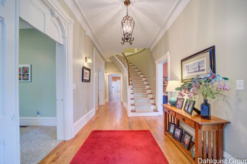 523 Clay Ave, Meskegon MI 49440-1002 exterior