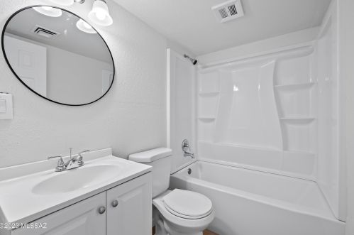 2242 Catalina Ave, Tucson AZ  85712-3225 exterior