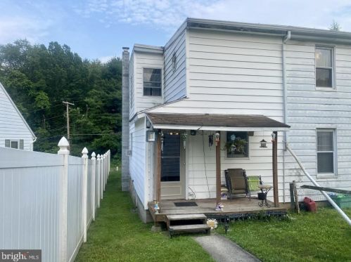 103 Schaeffer Hill Rd, Primrose, PA 17901-8818