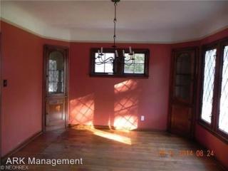 1240 Plainfield Rd, Cleveland OH  44121-2510 exterior