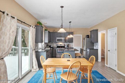 4292 Haralson Ct, Grand Rapids MI 49546-8278 exterior