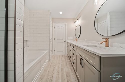 3835 Parnell Ave, Chicago IL 60628-7121 exterior