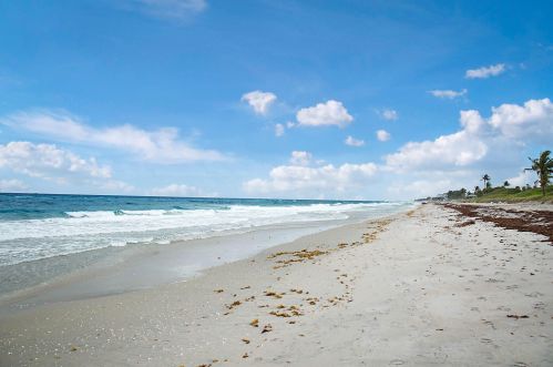 5700 Old Ocean Blvd, Boynton Beach FL 33435-6202 exterior