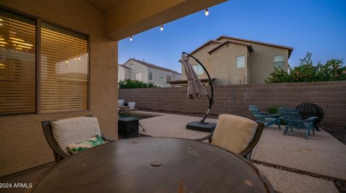 2286 Redwood Ct, Chandler AZ 85286-2800 exterior