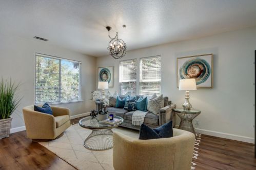 227 Vista Roma Way, San Jose CA 95136-4444 exterior