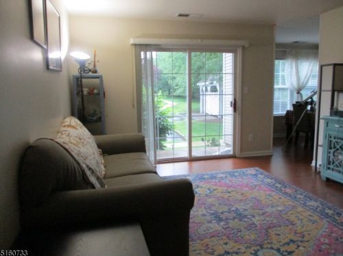 86 Williamson Ct, Bridgewater NJ  08807-5642 exterior