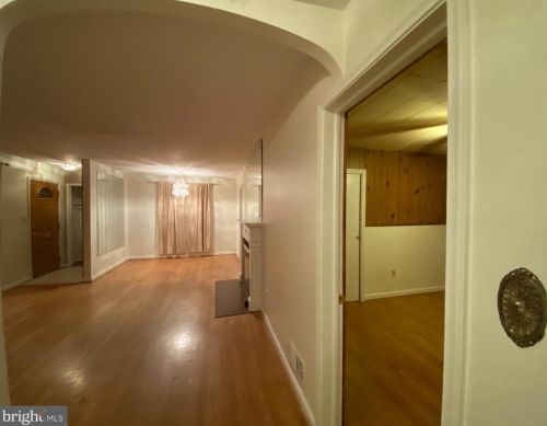 802 Hayward Ave, Silver Spring MD 20912-5808 exterior