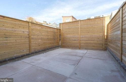 241 Allen St, Philadelphia PA  19125-4103 exterior