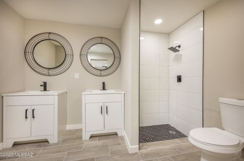 2520 Calle Cordova, Tucson AZ  85710-5732 exterior