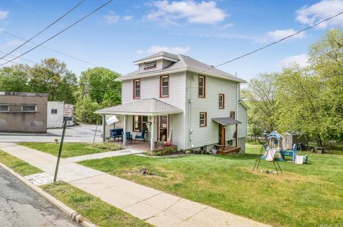 1 Lafayette Ave, Middletown, NY 10940-4101