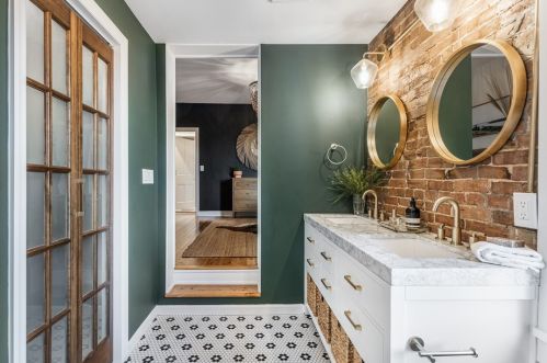 5109 Holmes St, Pittsburgh PA 15201-2433 exterior