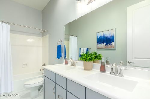 11656 Silverwood Dr, Tucson AZ 85739-1003 exterior