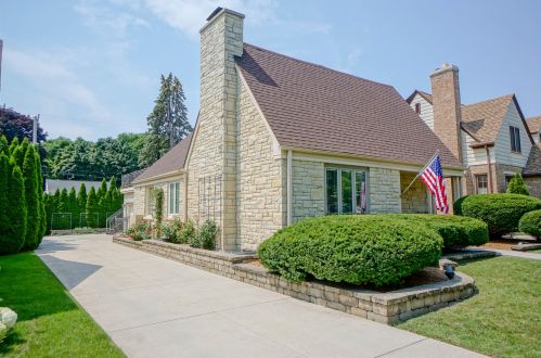 2615 83rd St, Milwaukee, WI 53213-1028