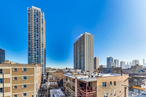 2007 Sedgwick St, Chicago IL 60614-4716 exterior