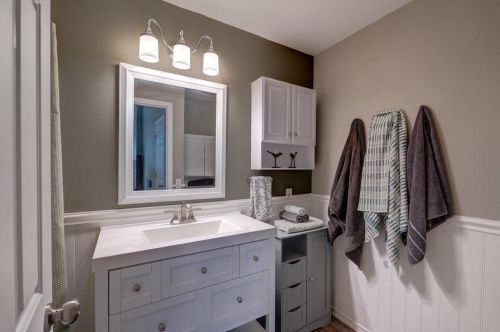 3282 Stonecreek Dr, Madison WI 53719-5250 exterior