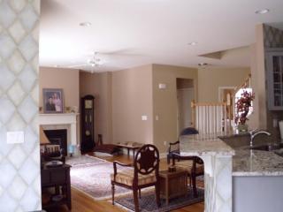 21 Empire Dr, Schenectady NY  12309-3150 exterior