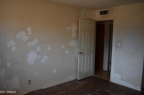 6501 42nd Ave, Phoenix AZ 85053-5308 exterior