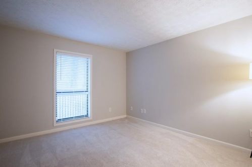 305 Dunbar Dr, Atlanta GA 30338-6500 exterior