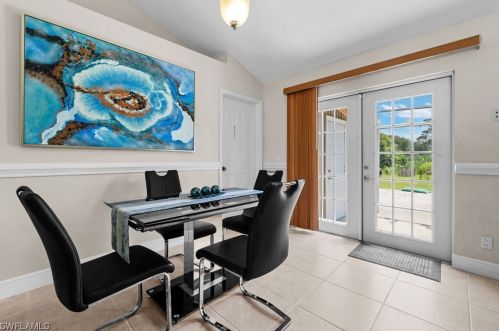 1970 8 St, Naples FL 34120-3468 exterior