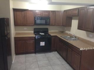 7840 Yates Blvd, Chicago IL  60649-5182 exterior