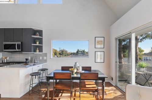 1502 10th St, Berkeley CA 94710-2376 exterior