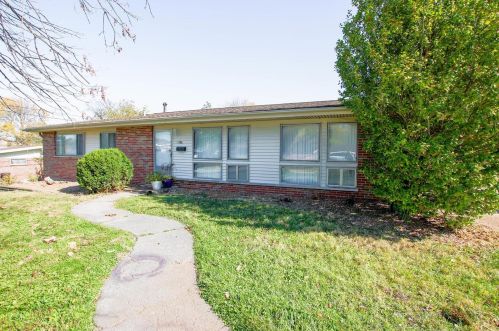 1186 Mesa Dr, Saint Louis MO  63132-2139 exterior