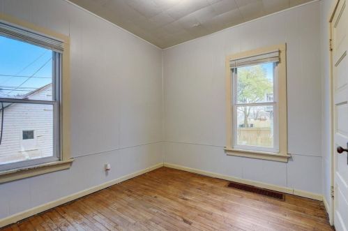 1109 73 St, Milwaukee WI 53214-3129 exterior