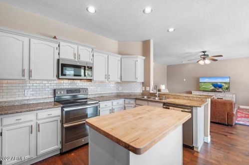 5021 Ivanhoe St, Chandler AZ 85226-2078 exterior