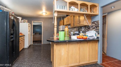 2040 40 Dr, Phoenix AZ 85051-3609 exterior