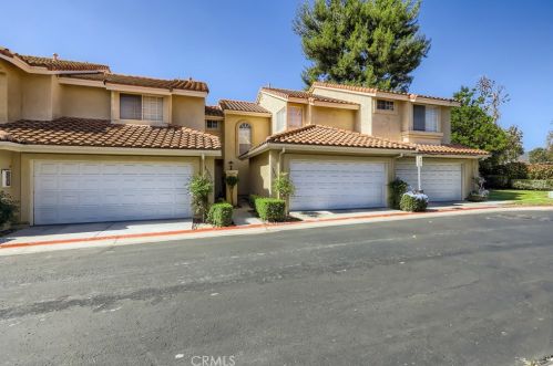 10902 Creekbridge Pl, San Diego, CA 92128-5133