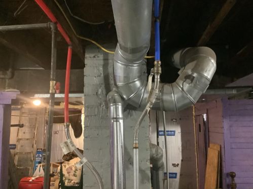 2417 7 St, Meskegon MI 49440-1060 exterior