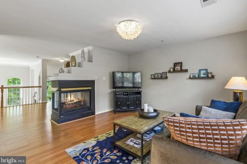 497 Cameron Sta Blvd, Alexandria VA 22304-8683 exterior