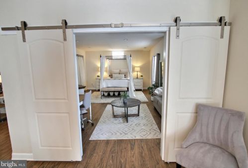 405 Great Falls Rd, Rockville MD  20850-2883 exterior