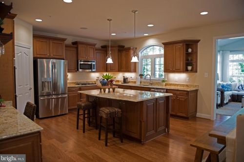 2375 Jessie Jo Ln, Huntingtown, MD 20639