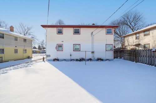 8236 Grantosa Dr, Milwaukee WI 53218-3628 exterior